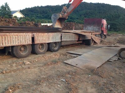 苏州铺路钢板出租厂家 本地铺路钢板租赁厂家 态度热诚,售后省心